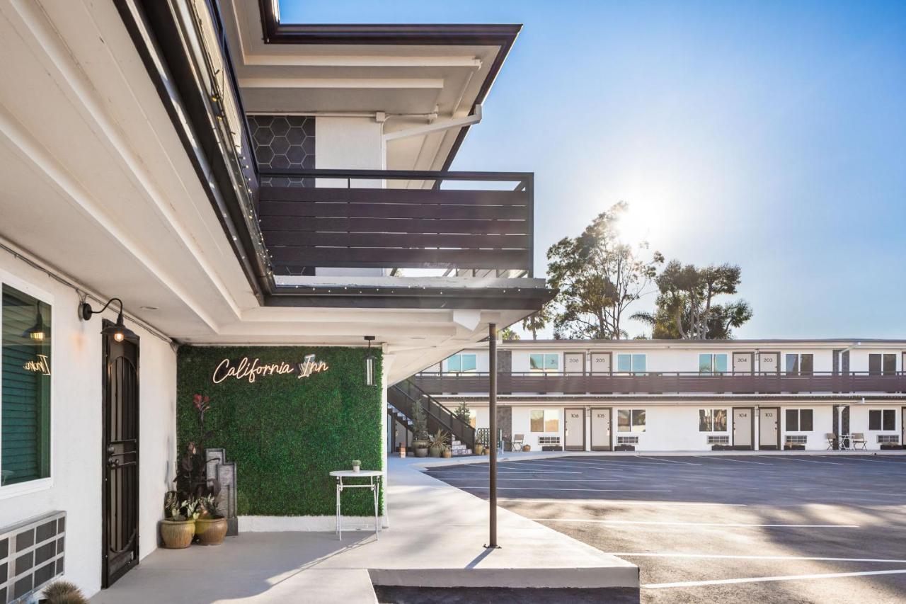 California Inn Anaheim Extérieur photo