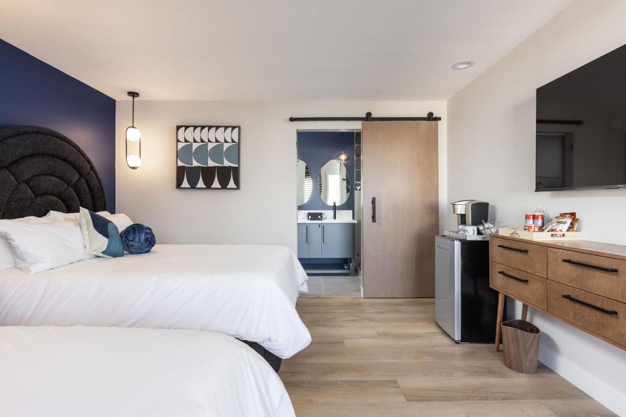 California Inn Anaheim Extérieur photo